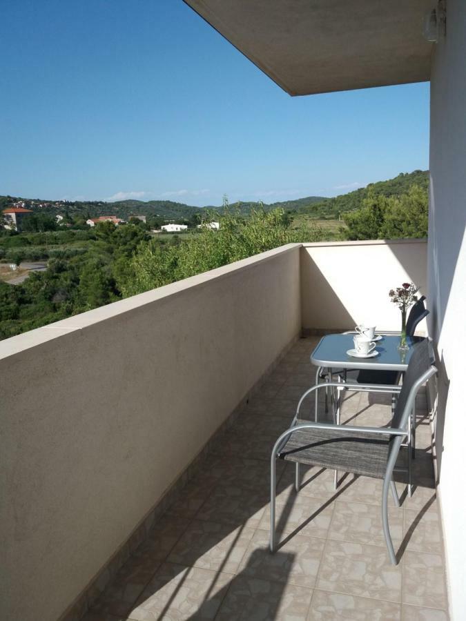 Apartments Kordic Vis Exterior foto